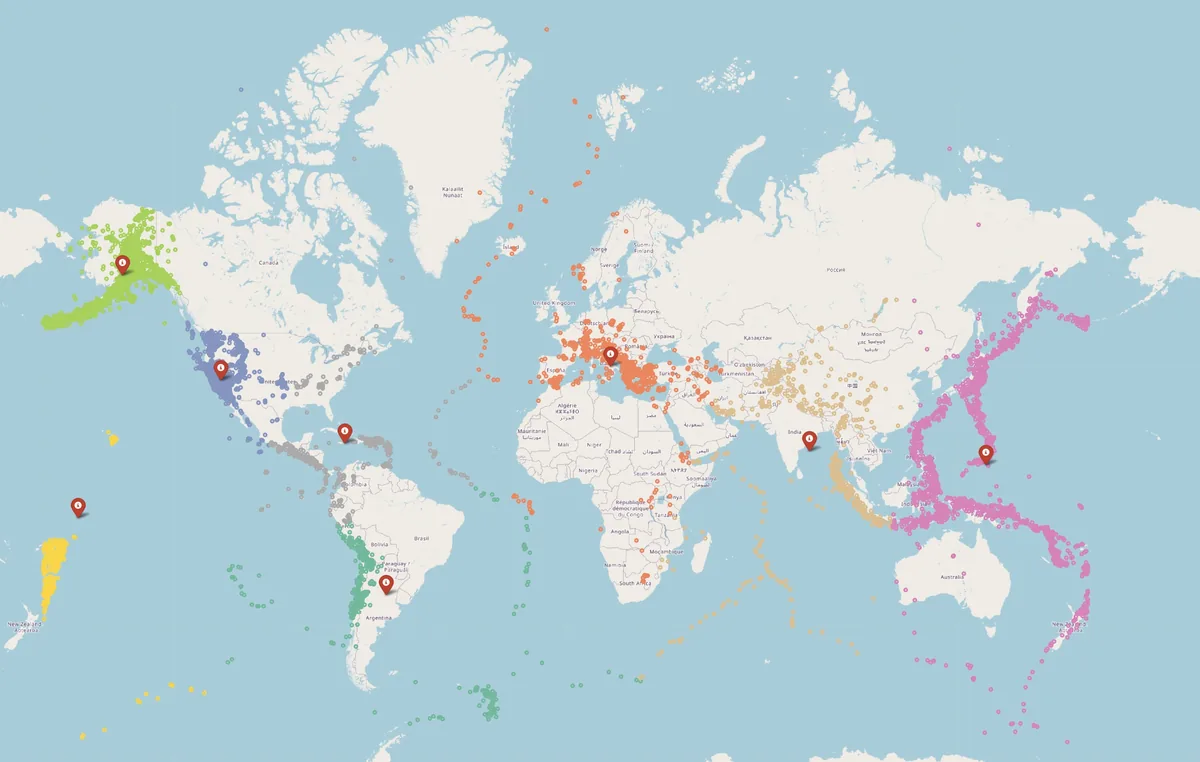 World map of earthquakes colored by geographical cluster